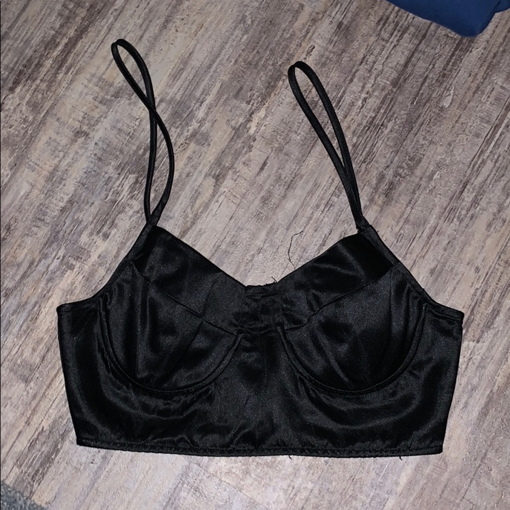 Pretty Little Thing top